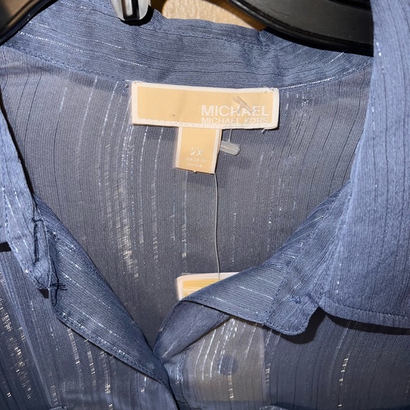 Michael Kors blouse - Picture 4 of 7